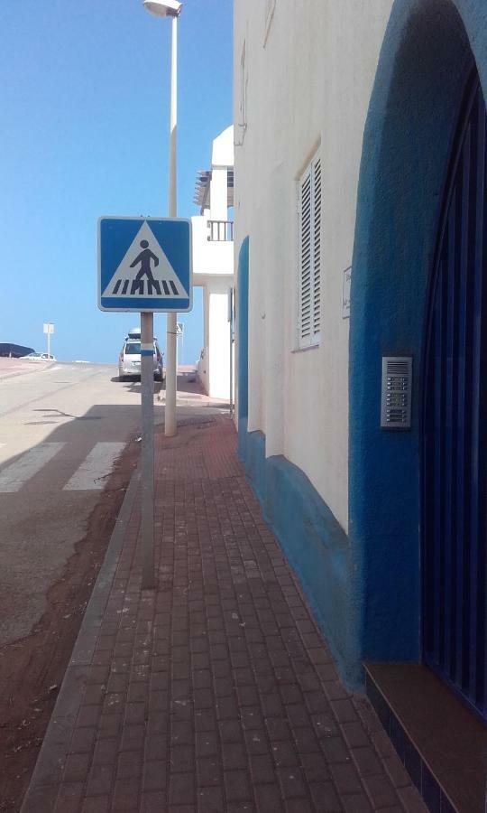 Apartamento Isleta Del Moro, Cabo De Gata Ла Ислета дел Моро Екстериор снимка