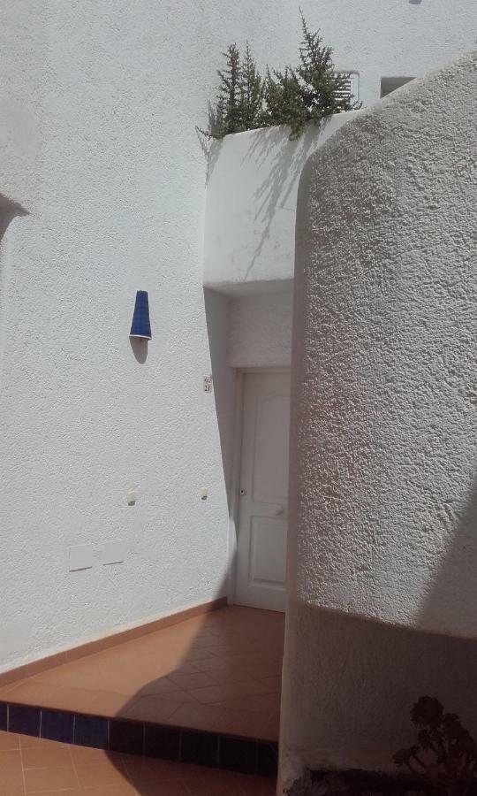 Apartamento Isleta Del Moro, Cabo De Gata Ла Ислета дел Моро Екстериор снимка
