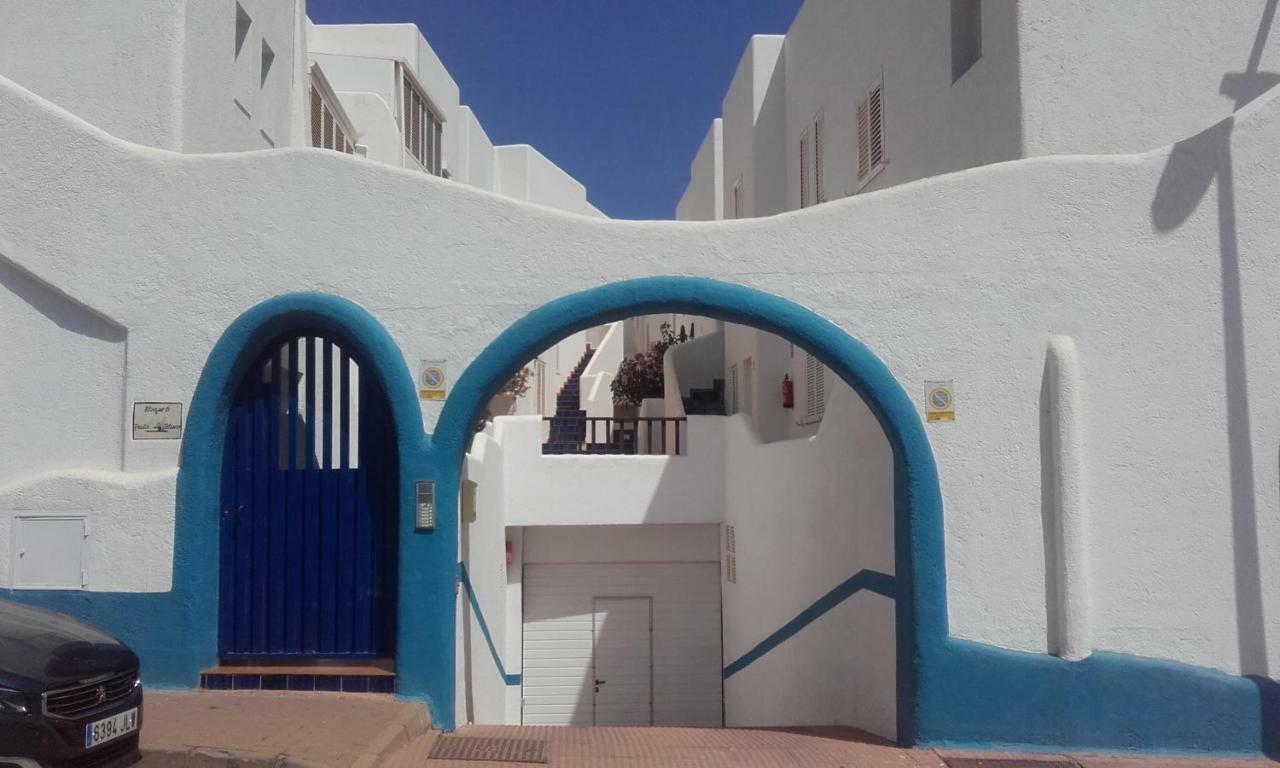 Apartamento Isleta Del Moro, Cabo De Gata Ла Ислета дел Моро Екстериор снимка