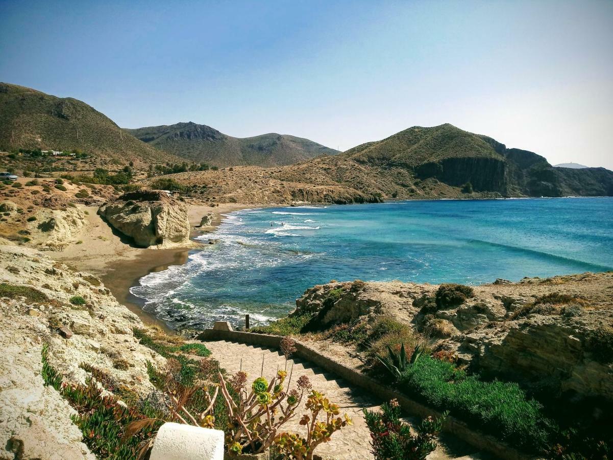 Apartamento Isleta Del Moro, Cabo De Gata Ла Ислета дел Моро Екстериор снимка